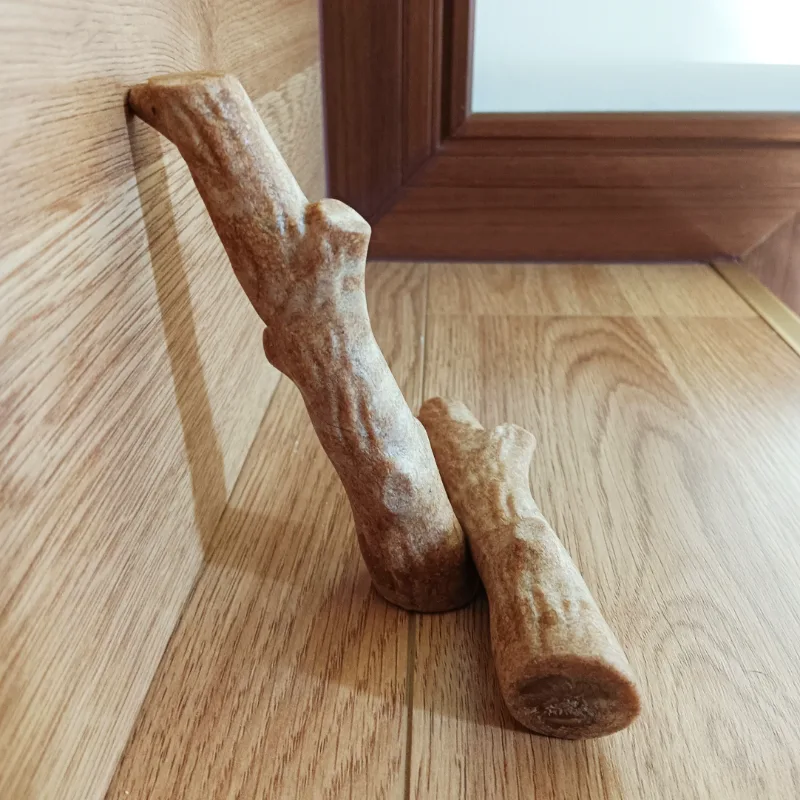 Brinquedo para mastigar cachorro com galho de árvore